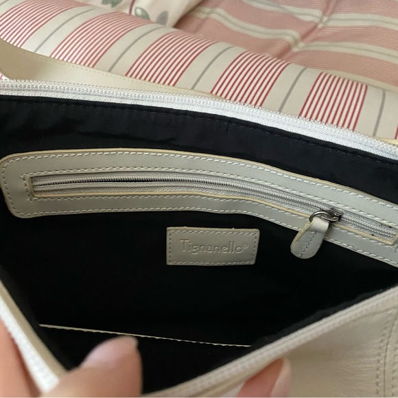 Leather shoulder bag - Picture 4 of 6